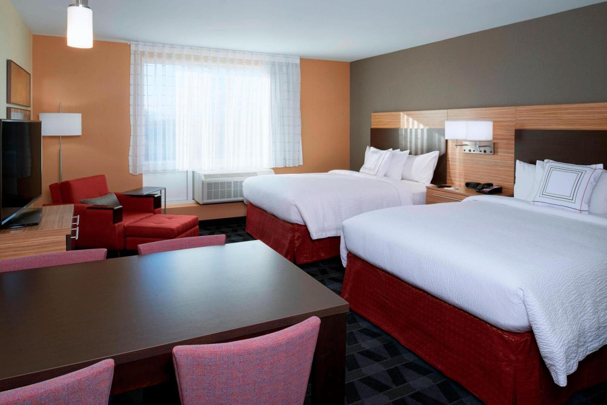Towneplace Suites By Marriott Grand Rapids Airport Cascade Eksteriør billede