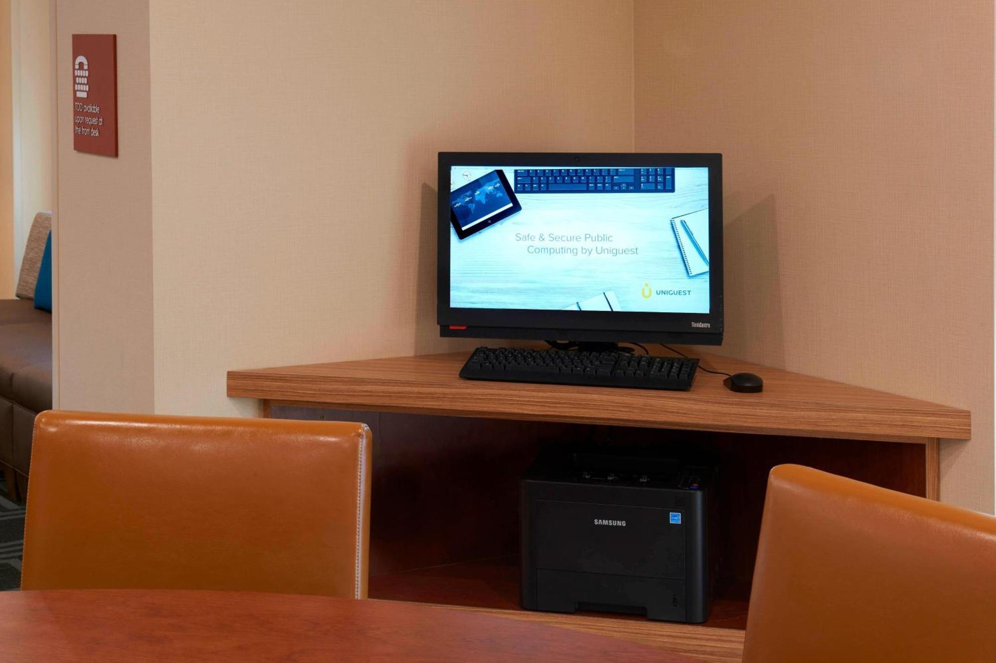Towneplace Suites By Marriott Grand Rapids Airport Cascade Eksteriør billede